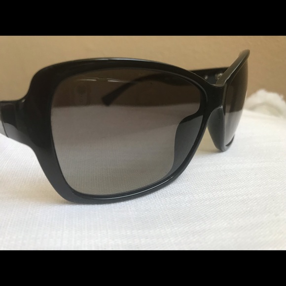 Coach Sunglasses - Picture 3 of 8